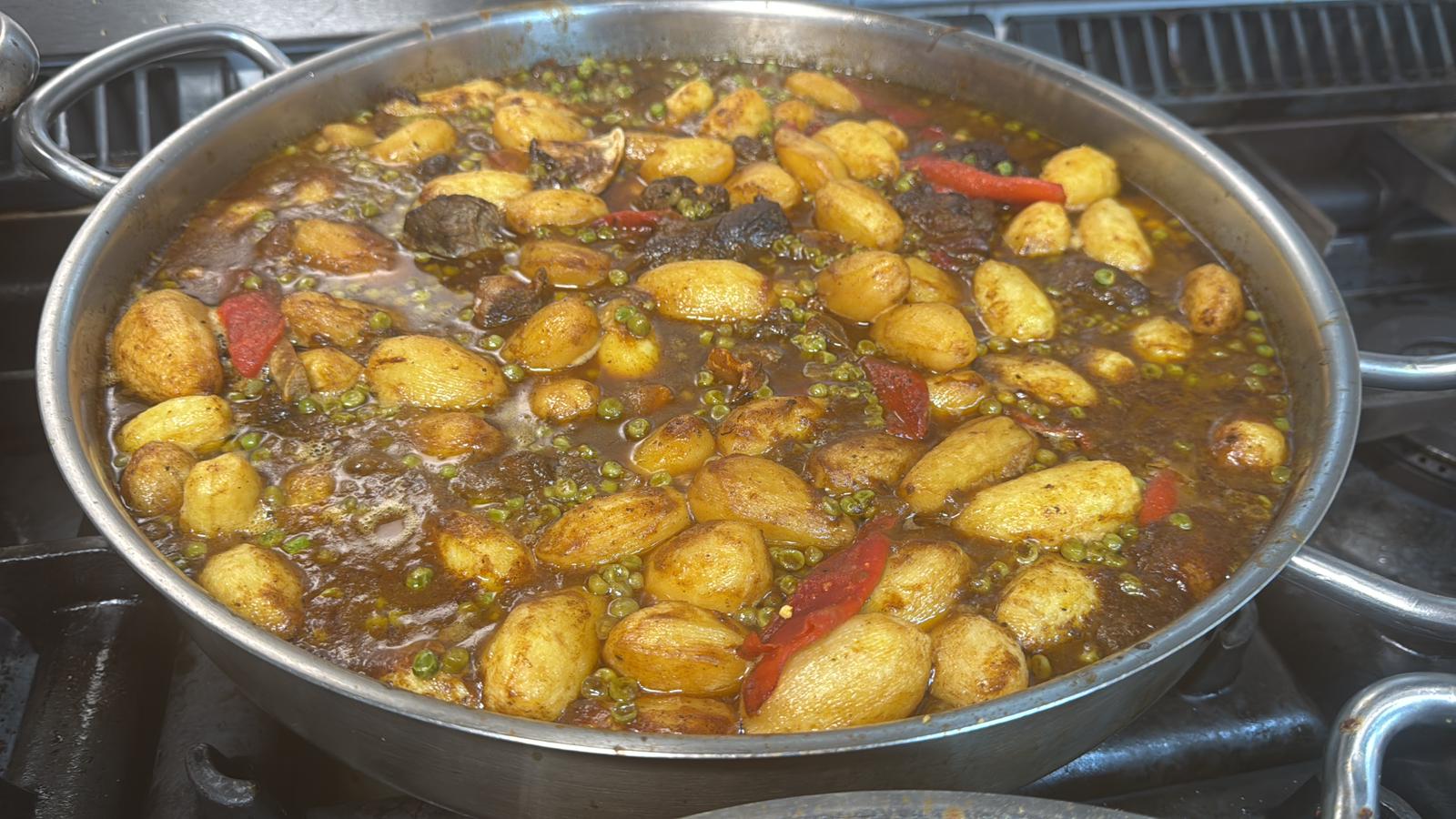 Foto del segundo plato, del menú. Corzo a baja temperatura. 